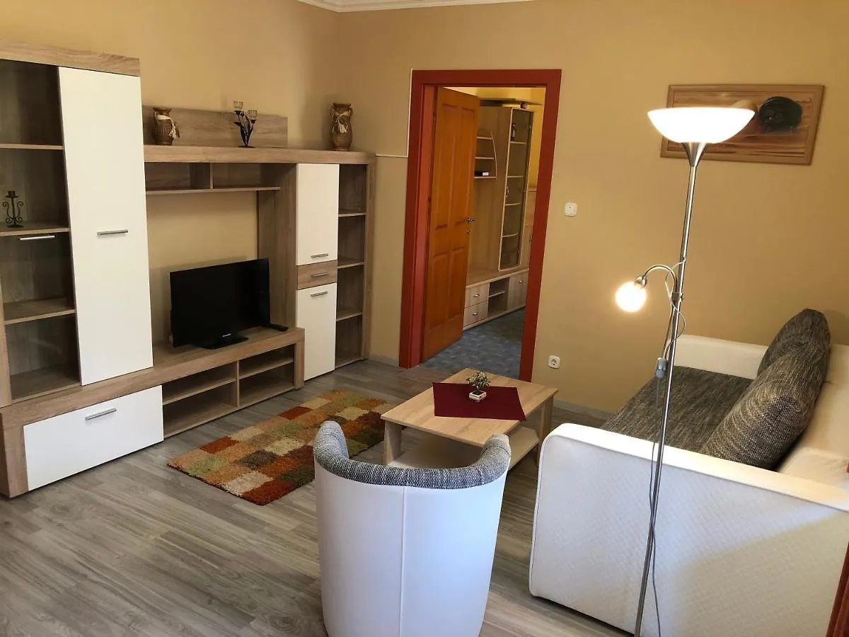 Major Panzio Es Etterem Bed & Breakfast Hajduszoboszlo Hungary