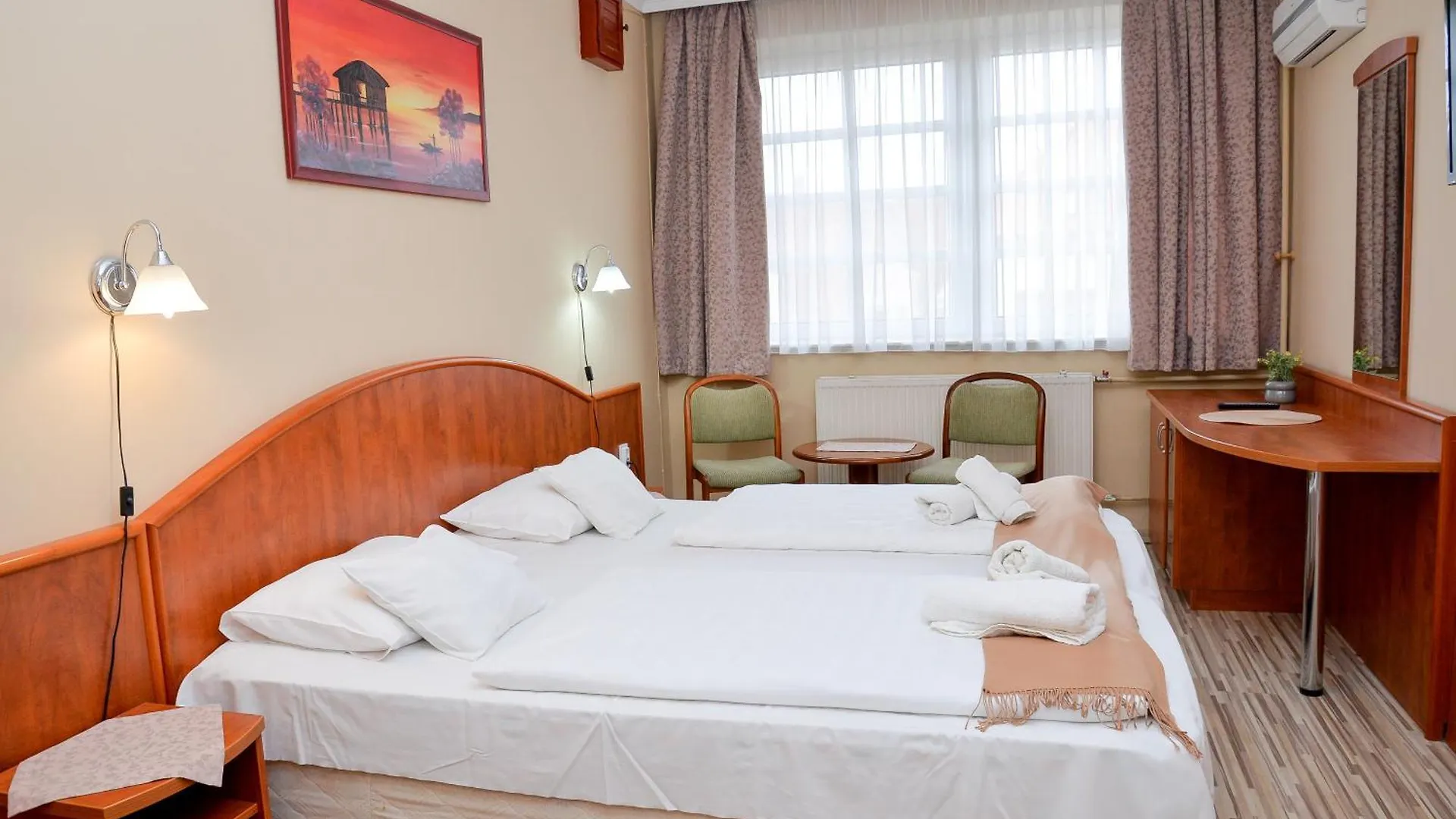 Major Panzio Es Etterem Bed & Breakfast Hajduszoboszlo Hungary