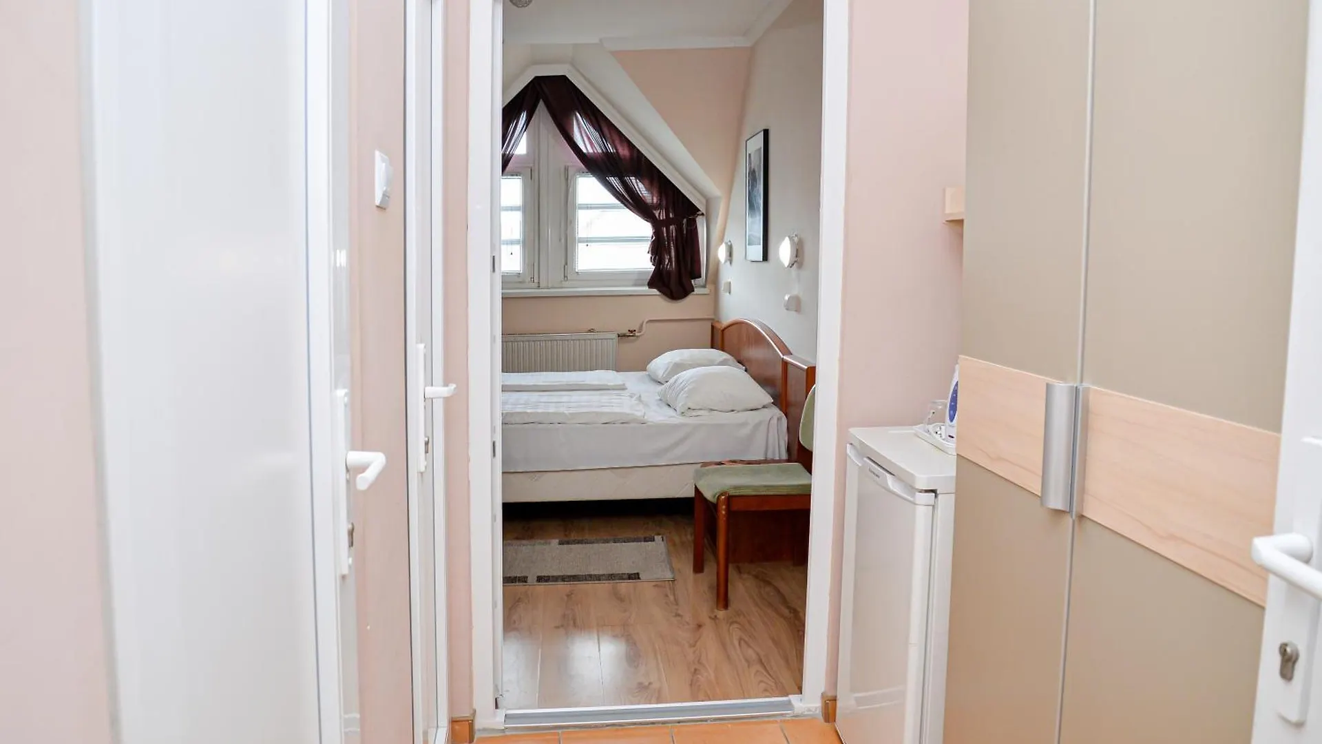 Major Panzio Es Etterem Bed & Breakfast Hajduszoboszlo 2*,