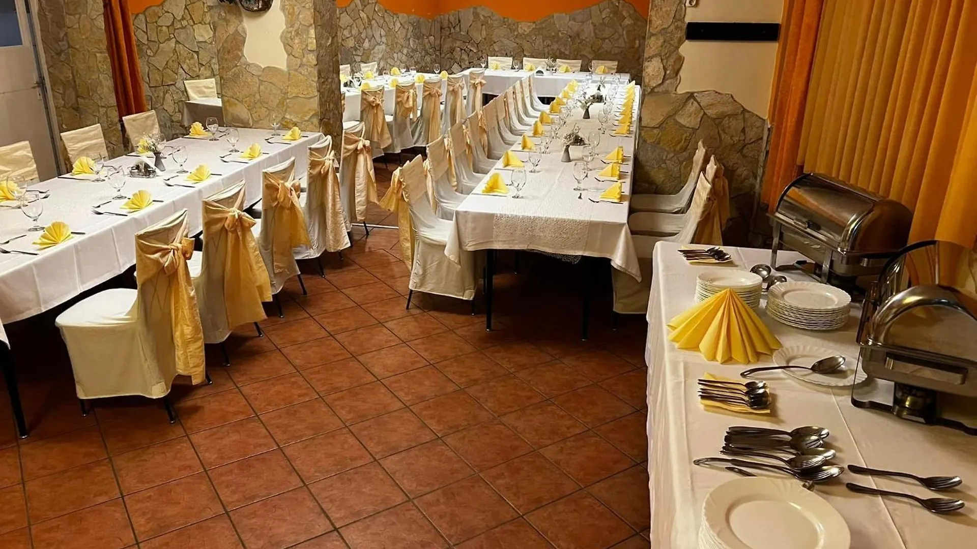 Major Panzio Es Etterem Bed & Breakfast Hajduszoboszlo